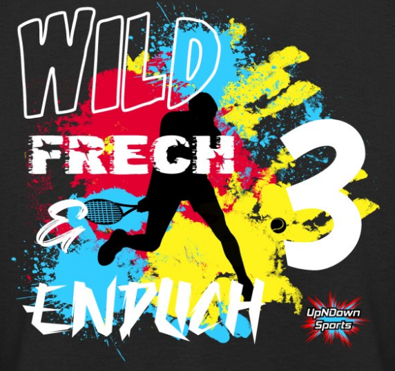 Design Tennis Geburtstag T-Shirt schwarzer Hintergrund mit Spruch Wild frech und endlich 3 Jahre Logo UpNDownSports