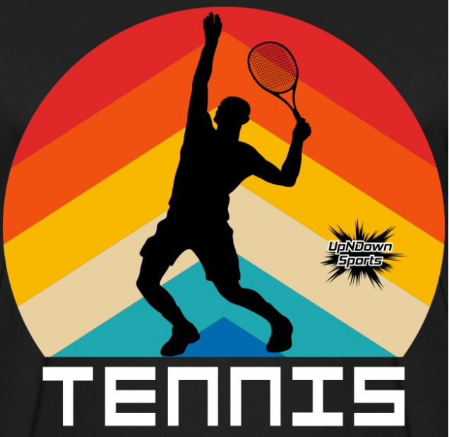 Design T-Shirt schwarz Tennis Tennisspieler beim Aufschlag Logo UpNDownsports